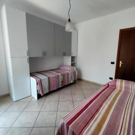 Casa Vacanza Laccata Con Posto Auto Gratuito Praia a Mare Buitenkant foto